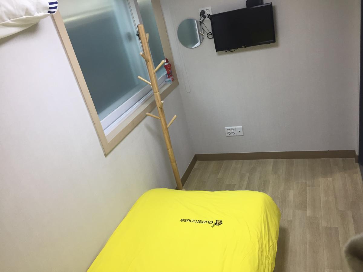 24 Guesthouse Kyunghee University Сеул Екстер'єр фото